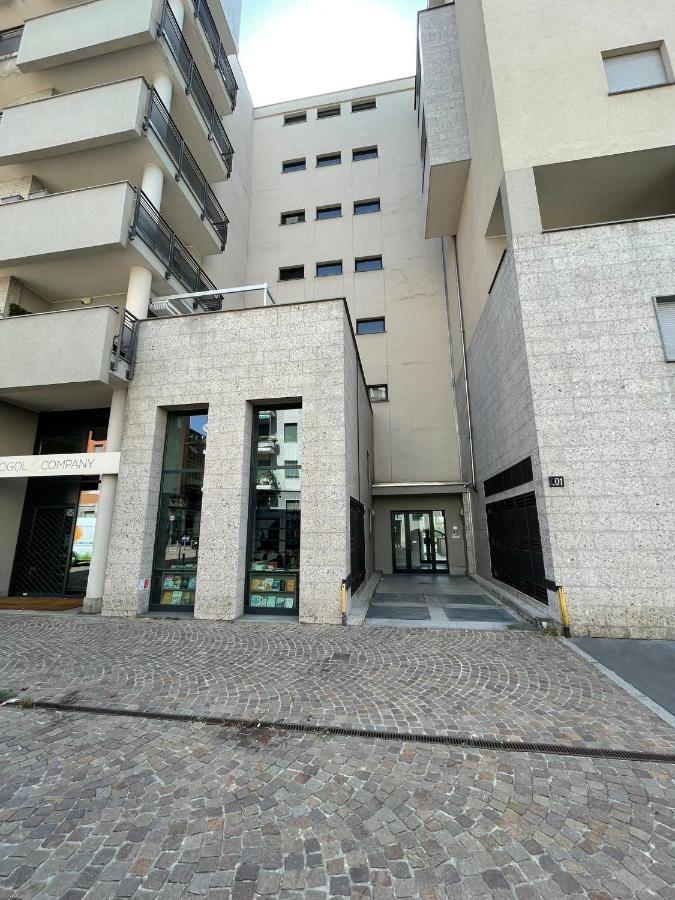 מילאנו Tortona-Design District, Splendido Appartamento Con Garage Privato מראה חיצוני תמונה